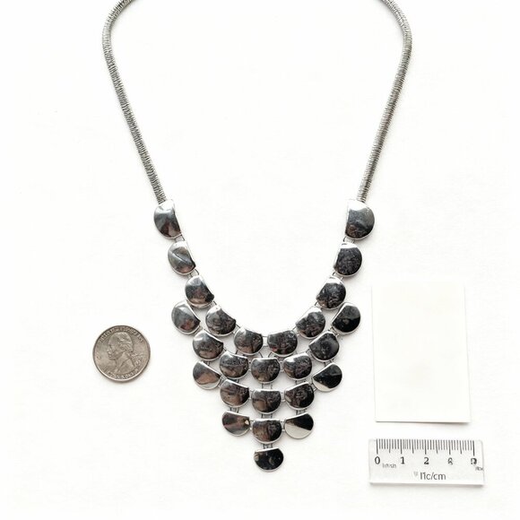 Express Silver-Tone Statement Necklace | Scale Bib Choker - Picture 5 of 6